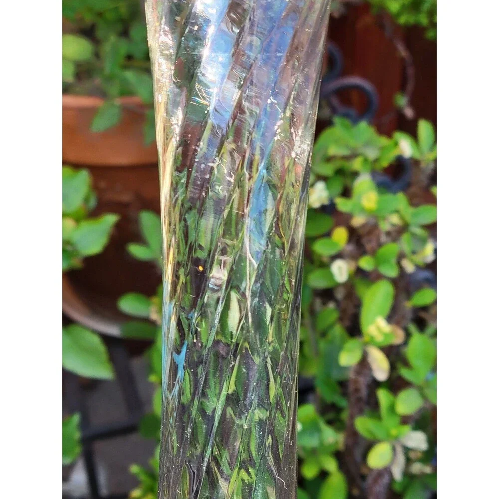 Diagonal Ribbed Scallop Top Art Glass Vase Made in Mexico - 1980's